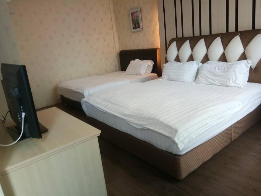 Hotel Zamburger Bentong Buitenkant foto